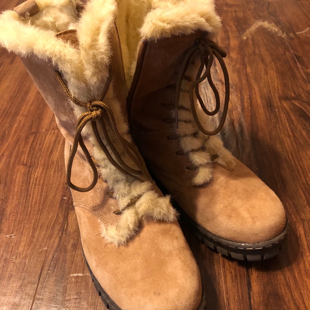 Warm boots